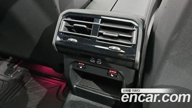 BMW 5 Series 2025 — Photo 15/34