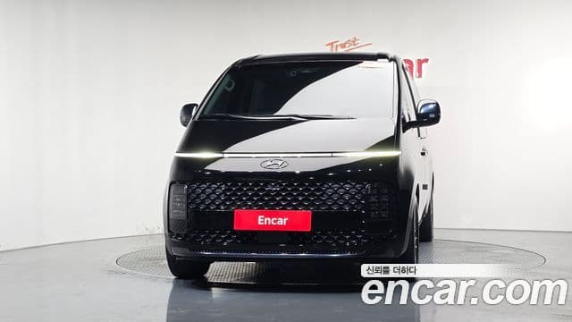 Hyundai Staria 2023 — Şəkil 3/20