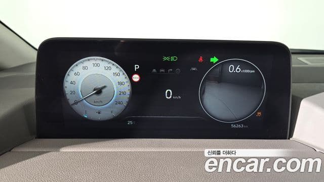 Hyundai Staria 2023 — Şəkil 8/20