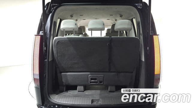 Hyundai Staria 2023 — Şəkil 17/20