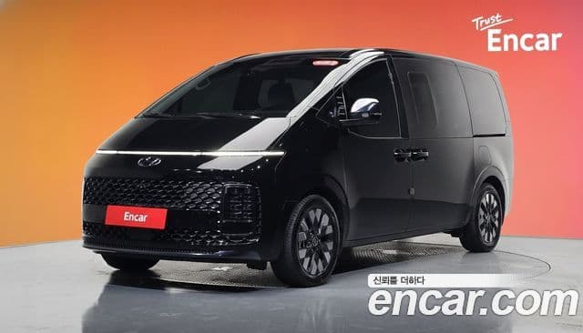 Hyundai Staria 2023 — Şəkil 1/20