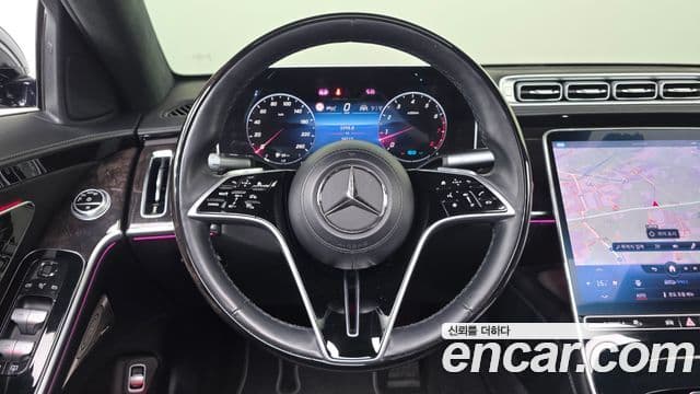 Mercedes-Benz S-Class 2021 — Photo 35/38