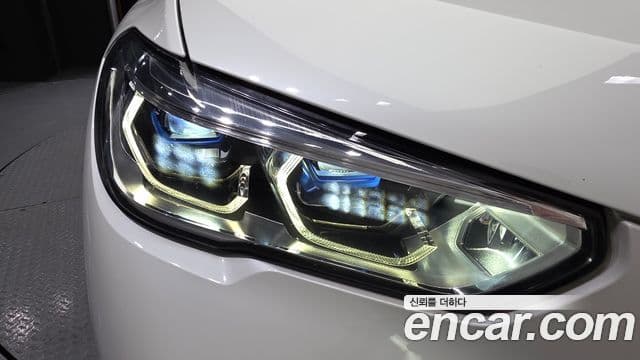 BMW X5 2022 — Photo 27/34