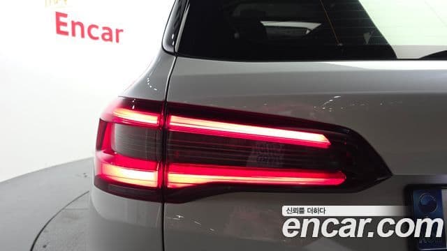 BMW X5 2022 — Photo 13/34