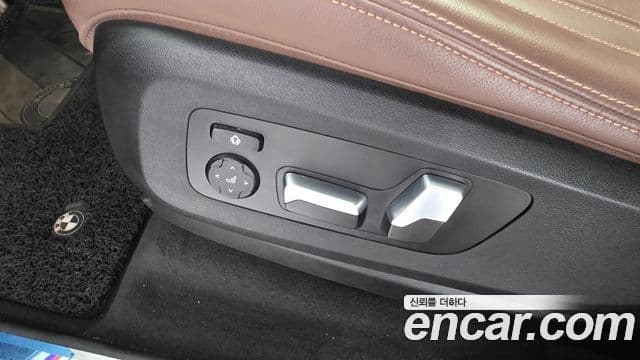 BMW X5 2022 — Photo 31/34