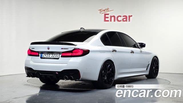 BMW 5 Series 2022 — ფოტო 1/20