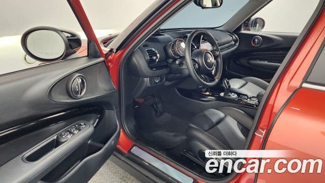 Mini Cooper Clubman 2020 — Фото 10/20