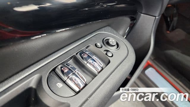 Mini Cooper Clubman 2020 — Şəkil 21/34