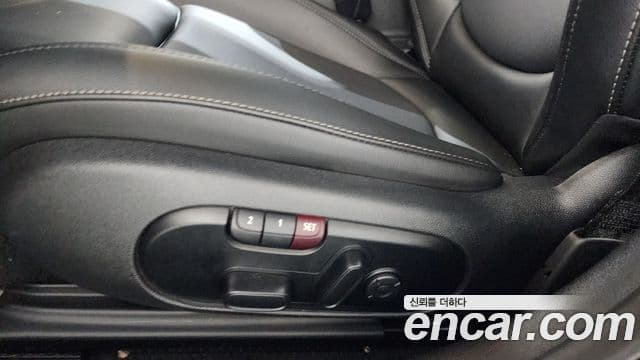 Mini Cooper Clubman 2020 — Şəkil 15/34