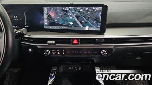 Kia Sorento 2023 — ფოტო 14/20