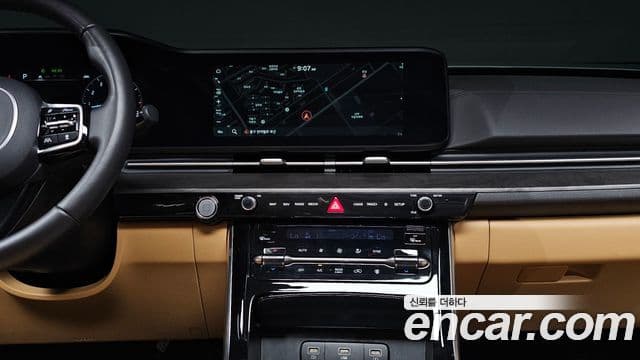 Kia Carnival 2023 — ფოტო 14/20