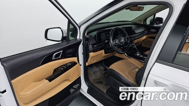 Kia Carnival 2021 — Фото 9/20