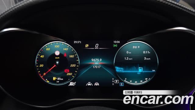 Mercedes-Benz C-Class 2023 — Фото 8/20