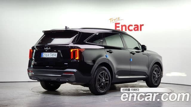 Kia Sorento 2024 — Фото 2/20