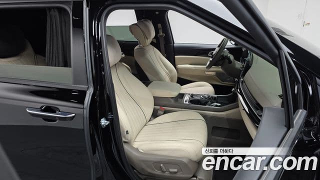 Kia Carnival 2025 — ფოტო 6/36