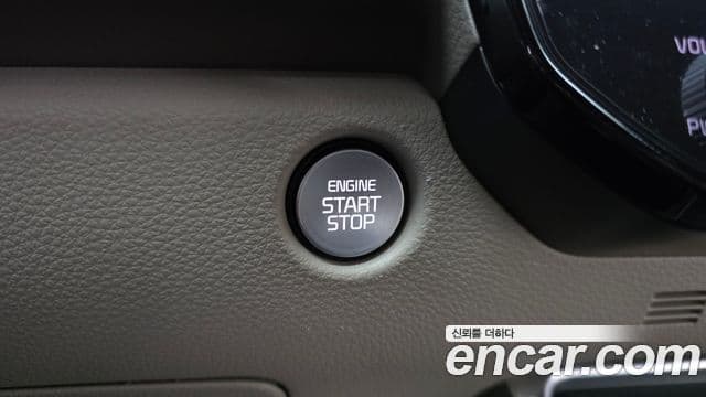 Kia Carnival 2025 — ფოტო 32/36