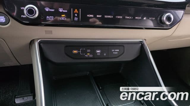 Kia Carnival 2025 — ფოტო 3/36