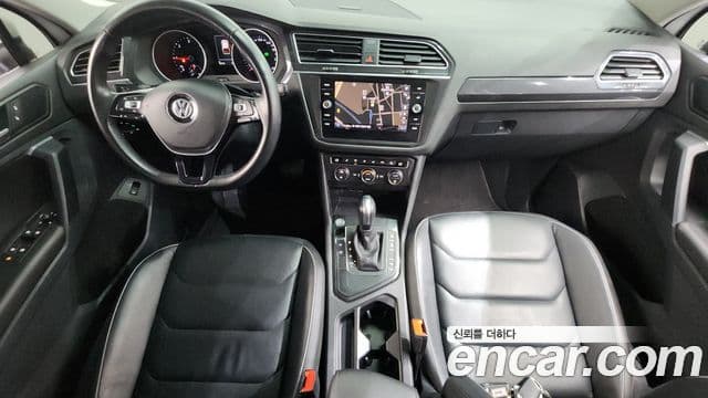 Volkswagen Tiguan 2019 — Şəkil 7/20