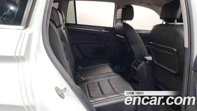 Volkswagen Tiguan 2019 — Şəkil 11/20