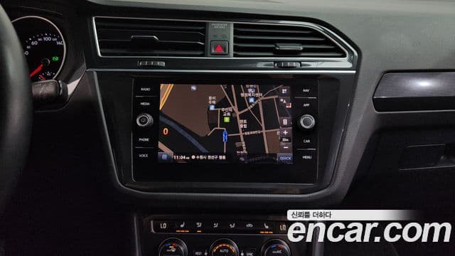 Volkswagen Tiguan 2019 — Şəkil 12/20