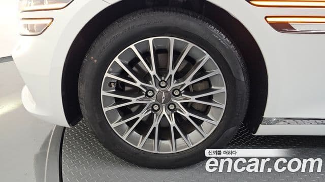 Genesis Electrified G80 2021 — ფოტო 5/20