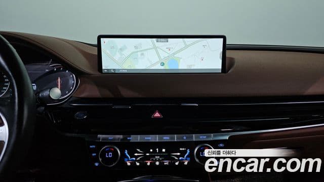 Genesis Electrified G80 2021 — ფოტო 14/20