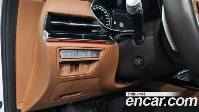 Genesis Electrified G80 2021 — Şəkil 17/20