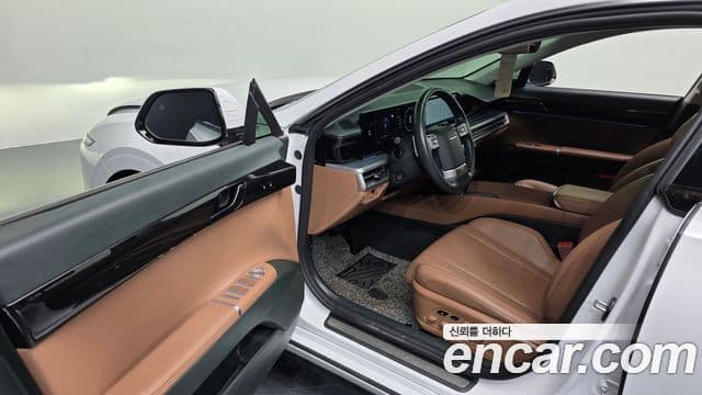 Hyundai Grandeur 2022 — ფოტო 10/20