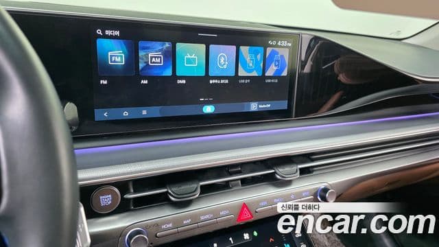 Hyundai Grandeur 2022 — ფოტო 17/20