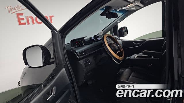Hyundai Staria 2025 — Фото 10/20