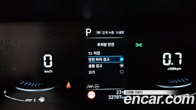 Hyundai Staria 2025 — Фото 19/20