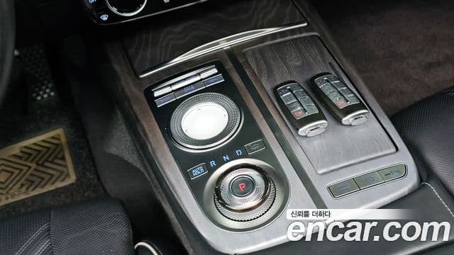 Genesis Electrified G80 2020 — ფოტო 9/20