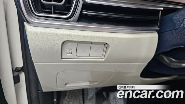 Kia Sorento 2024 — Şəkil 16/20