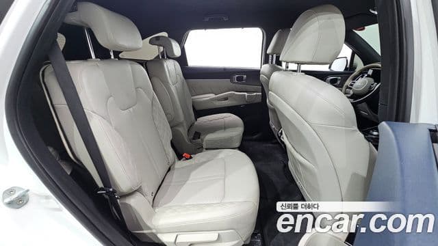 Kia Sorento 2022 — Şəkil 11/20
