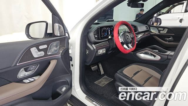 Mercedes-Benz GLE-Class 2020 — фото 9 из 20