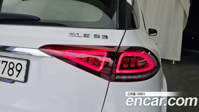 Mercedes-Benz GLE-Class 2020 — ფოტო 26/37