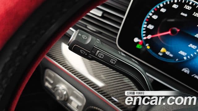 Mercedes-Benz GLE-Class 2020 — ფოტო 34/37