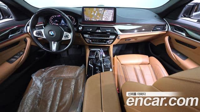 BMW 5 Series 2020 — ფოტო 7/20