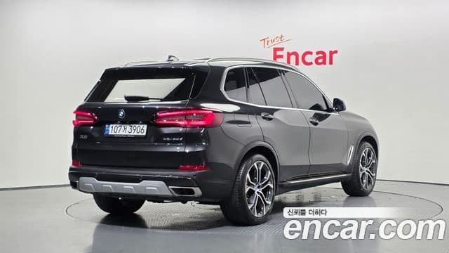 BMW X5 2022 — Photo 3/34