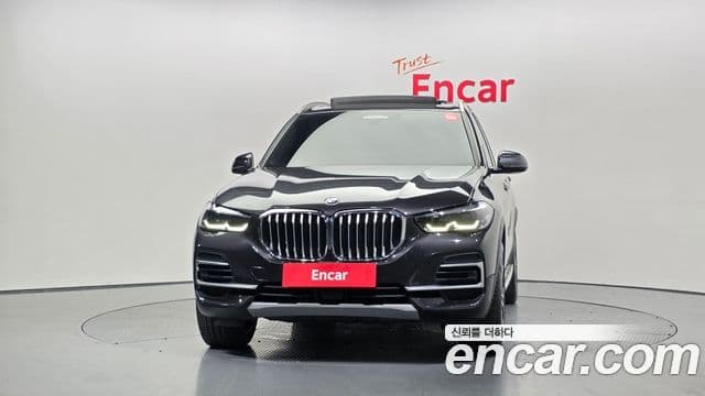 BMW X5 2022 — Photo 21/34