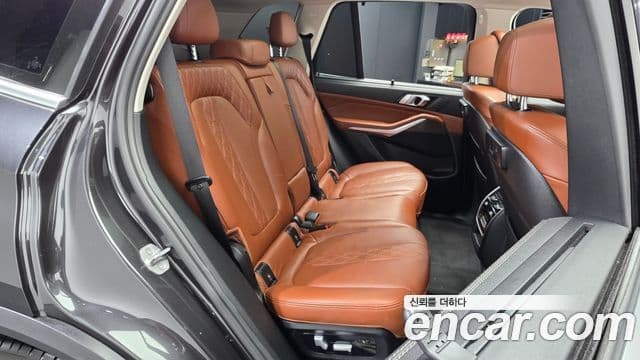 BMW X5 2022 — Photo 30/34