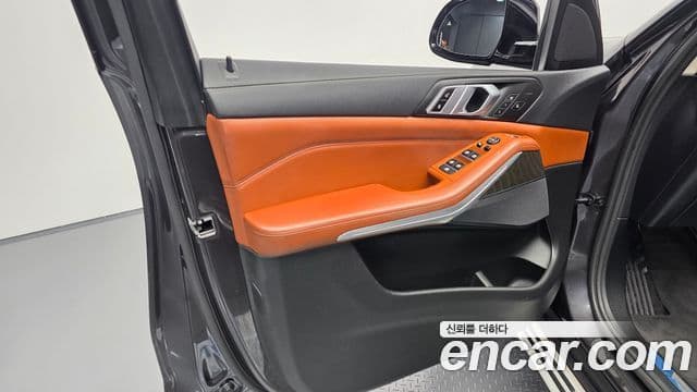 BMW X5 2022 — Photo 14/34