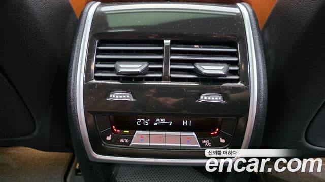 BMW X5 2022 — Photo 19/34