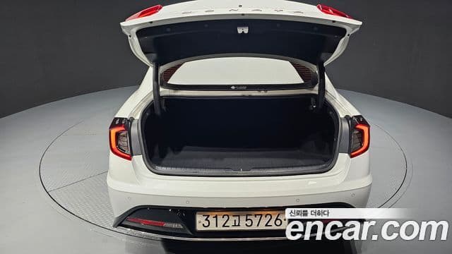 Hyundai Sonata 2022 — ფოტო 20/20