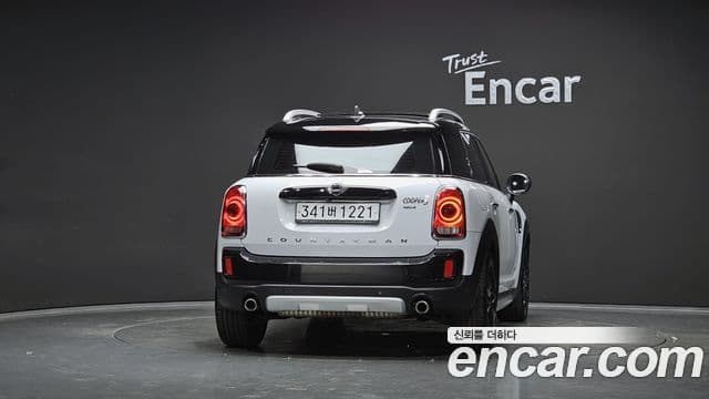 Mini Cooper S Countryman 2020 — ფოტო 4/20