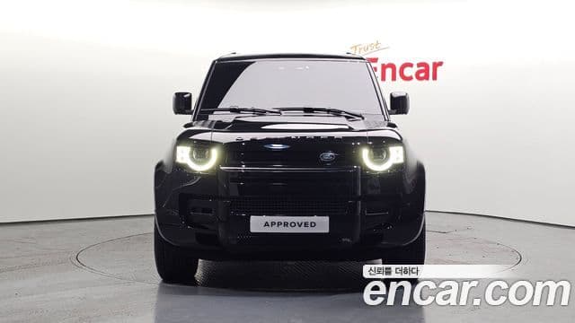 Land Rover Defender 2025 — ფოტო 7/20