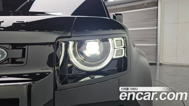 Land Rover Defender 2025 — ფოტო 17/20