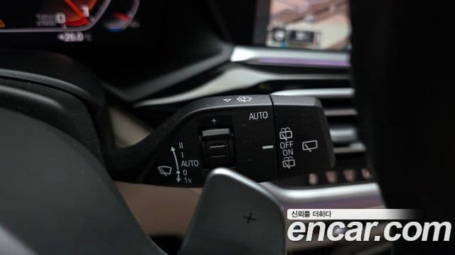 BMW X7 2021 — Photo 6/33