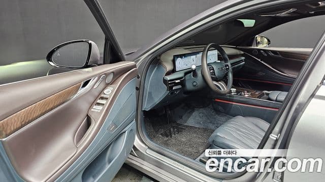 Genesis Electrified G80 2024 — Şəkil 10/20