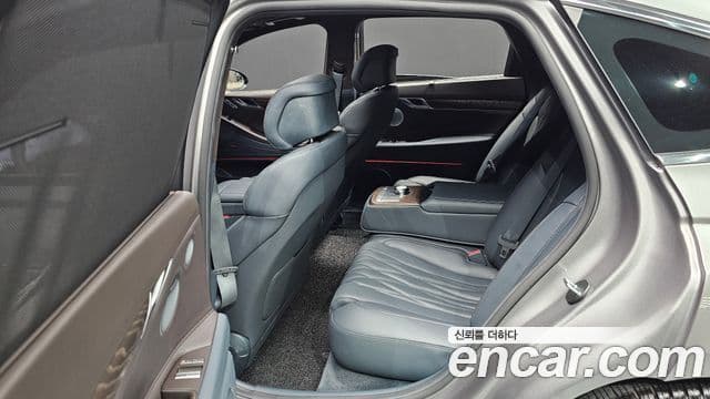 Genesis Electrified G80 2024 — Şəkil 12/20